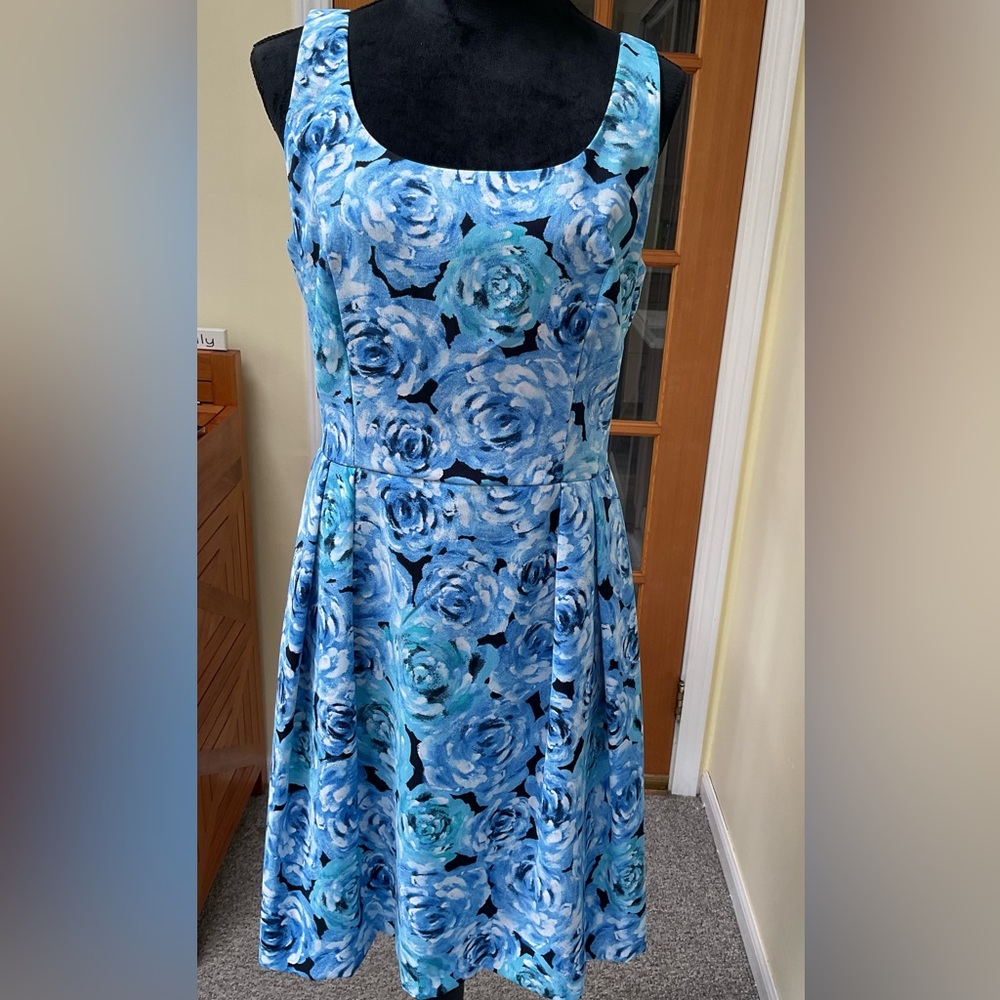 Floral MIDI Dress Luxe by Carmen Marc Valvo